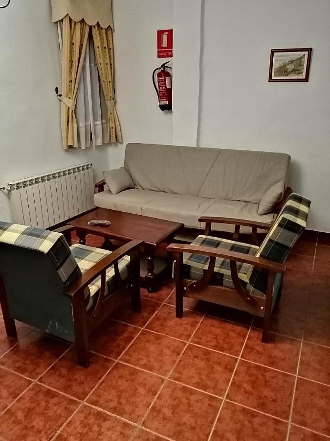 Hostal Ruta De Las Nieves 卡皮雷拉 外观 照片
