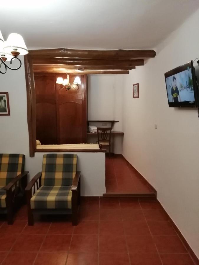 Hostal Ruta De Las Nieves 卡皮雷拉 外观 照片